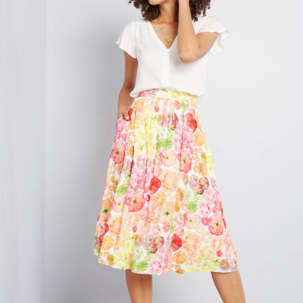 SOLD - Modcloth Match Made Midi Skirt XXS